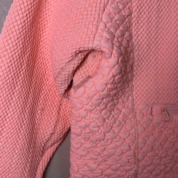 FP Movement FREE PEOPLE Women Large Pastel Peach Smock Show Packable Run Jacket - Picture 13 of 16